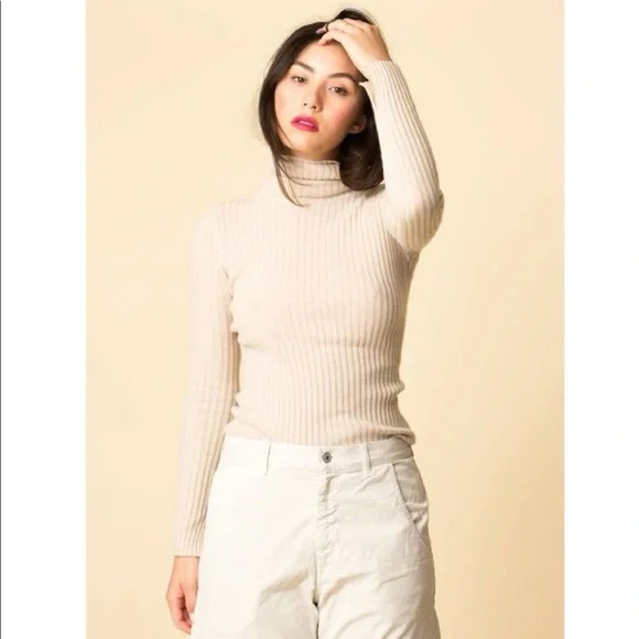 Nili lotan turtleneck sweater cheap